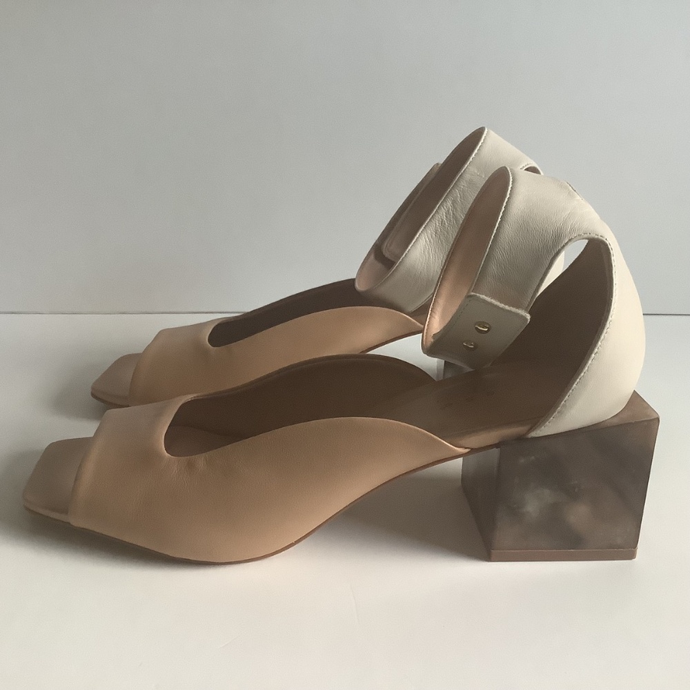 Carrano Open Toe, Tortoise Stacked Heel Sandal, E… - image 3